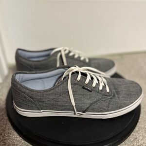Vans Women’s Gray Casual Sneakers 9.5